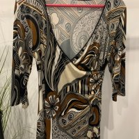 Дамска блуза в размер М, снимка 3 - Блузи с дълъг ръкав и пуловери - 42153446