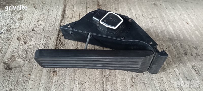 Потенциометър газ Mercedes W212 W204, снимка 1