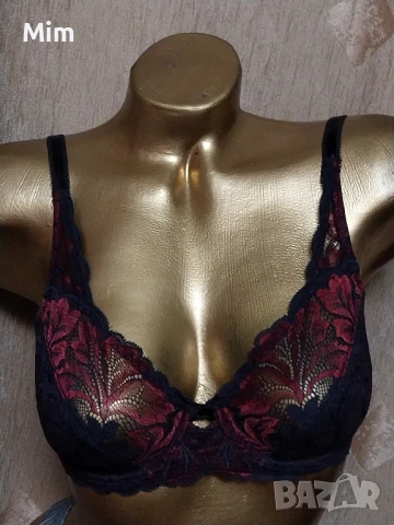 Triumph 75 В Черен сутиен с бродерия , снимка 2 - Бельо - 51323027