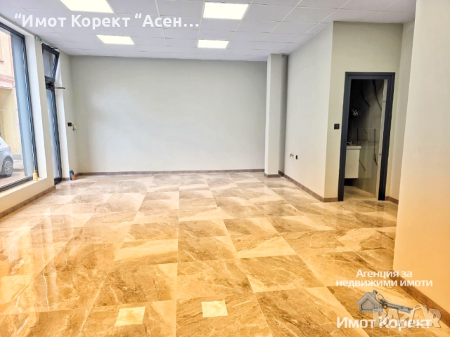 Имот Корект ДАВА ПОД НАЕМ Търговско помещение, Център, снимка 4 - Магазини - 52382174