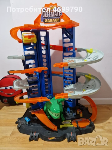 Hot Wheels City: Мега гараж Т-РЕКС"