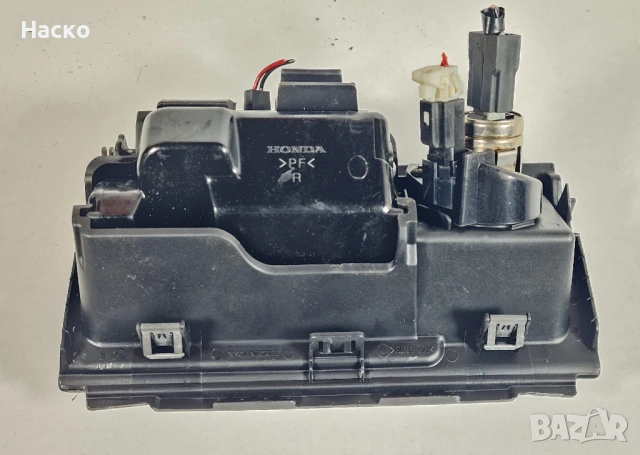 Пепелник Запалка Honda Accord 7 VII Хонда Акорд 7 VII 2003г-2008г, снимка 3 - Части - 53482112