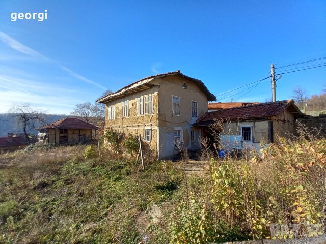 Продава стара каменна къща до Трявна , снимка 9 - Къщи - 41758415