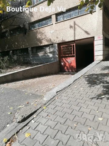 Гараж под наем със входна врата