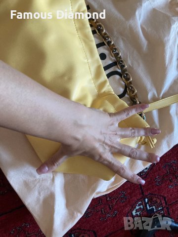 Liu Jo жълта дамска чанта, снимка 2 - Чанти - 41672440