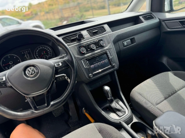 Wv caddy 2.0 tdi avtomatik, снимка 10 - Автомобили и джипове - 53406859