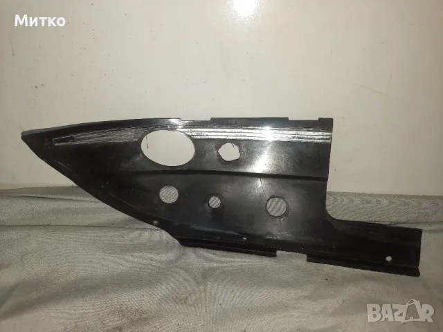 Ретро Ляв панел на таблото с хромирана лента за Мерцедес W110 Mercedes Benz W110  