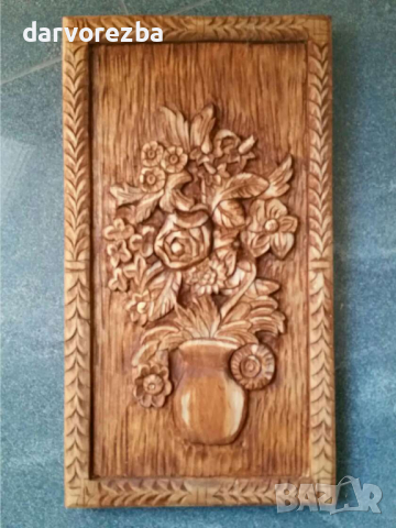 Дърворезба  Ваза с цветя
