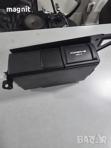 7L5035111D CD чейнджър за PORSCHE CAYENNE 