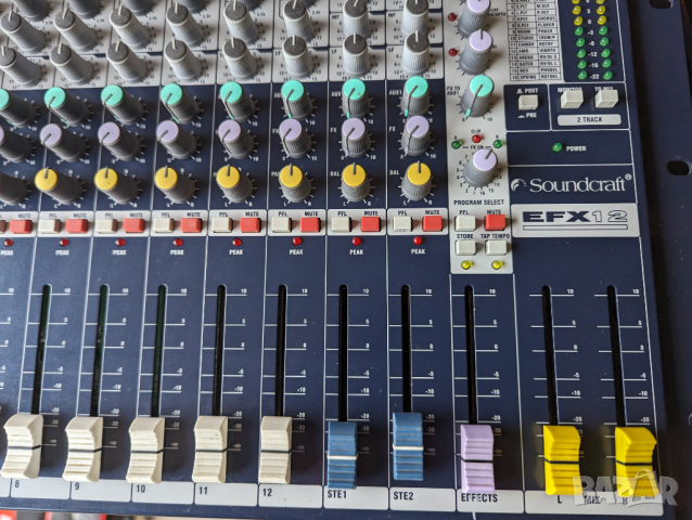 Soundcraft EFX12 Mixer с повреда, снимка 5 - Други - 44698336