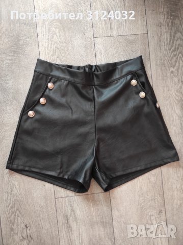 Продавам кожени панталонки в черно 