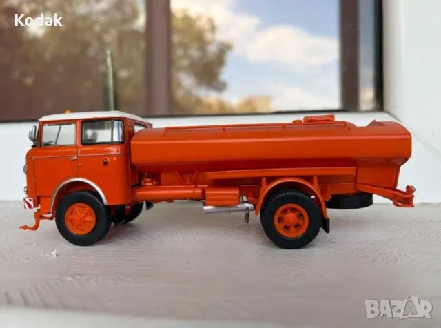 Skoda Liaz 706 RTH цистерна - мащаб 1:43 на DeAgostini, снимка 2 - Колекции - 55931231