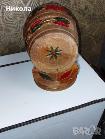 Буре-дърворезбовано-3л. с въртяща се поставка, снимка 5 - Специализирана литература - 48088407