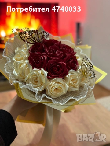 Вечен букет от ръчно изработени сатенени рози, снимка 3 - Изкуствени цветя - 53627630