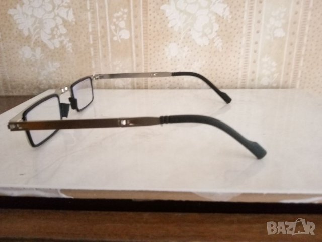 Очила с титаниева рамка +3.5 диоптъра сгъваеми, снимка 3 - Други - 38954244