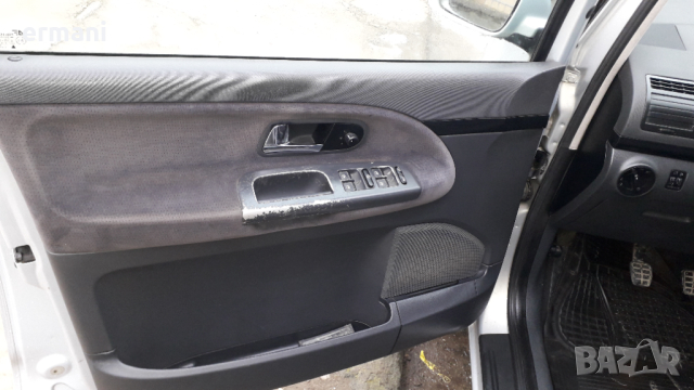  Vw Sharan 1.9 tdi 2002 г., снимка 8 - Автомобили и джипове - 44692954