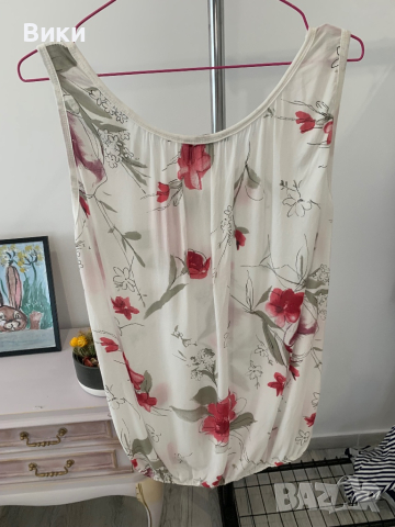 Дамски топ в размер S, снимка 12 - Потници - 44829816