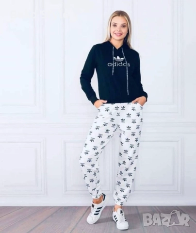 Дамски сет Adidas , снимка 2 - Спортни екипи - 52283194