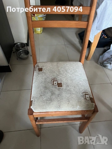 Продавам четири дървени стола за хранене., снимка 6 - Столове - 53257132