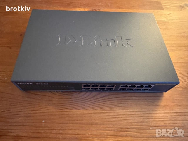 суич с 16 порта D-Link, снимка 2 - Суичове - 52349123