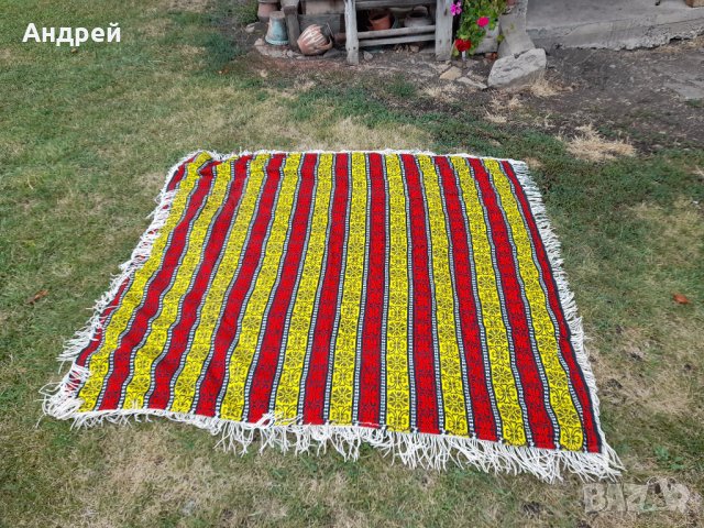 Стара покривка за маса