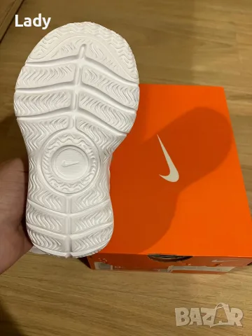 Детски обувки Nike, снимка 4 - Детски маратонки - 56174383
