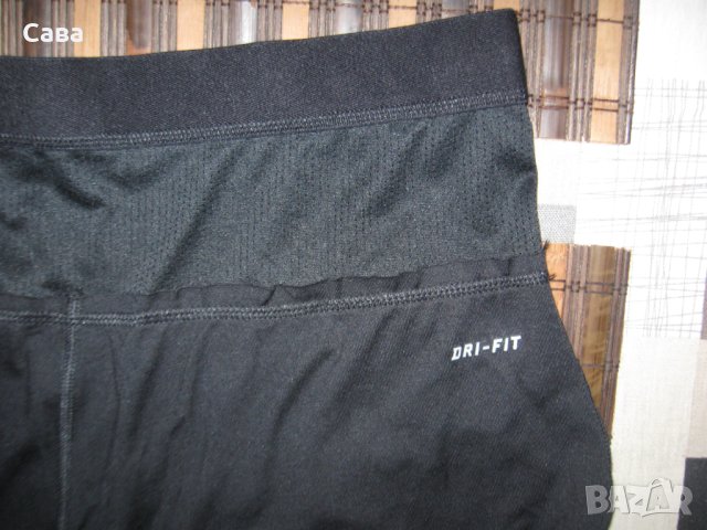 Бермуди NIKE  дамски,М-Л, снимка 4 - Къси панталони и бермуди - 41914912