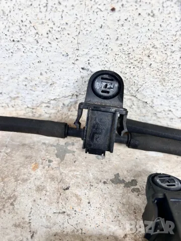 Пръскалки преден капак за Мерцедес Ц-класа W204. 2007-2014г, снимка 2 - Аксесоари и консумативи - 49356996