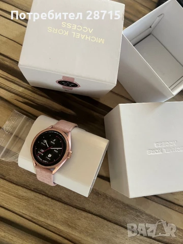  Дамски смарт часовник Michael Kors Access Gen 5E MKGO, снимка 6 - Дамски - 51083614