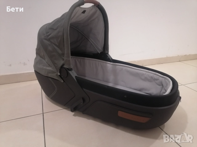 Кош Бебешки Mutsy Urban Nomad , снимка 2 - Детски колички - 52398369