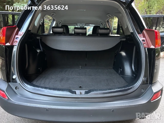 Toyota Rav4 2.0 D-4D 4x4 ПЪЛНА СЕРВ. ИСТОРИЯ !!!, снимка 10 - Автомобили и джипове - 51411007
