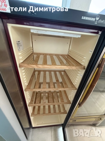 Витрина за вино LIEBHERR, снимка 2 - Витрини - 52300851