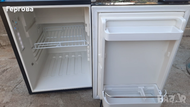 Хладилник 12/24 V, снимка 3 - Хладилници - 52288705