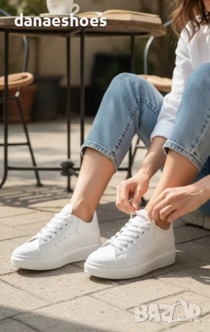 Дамски сникърси от естествена кожа в бяло , снимка 3 - Маратонки - 53831349