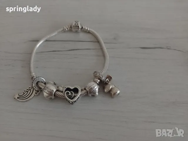 Гривна Пандора с талисмани, снимка 2 - Гривни - 49694919