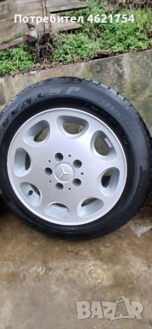 Продавам гуми с джанти за мерцедес , снимка 4 - Гуми и джанти - 53120713