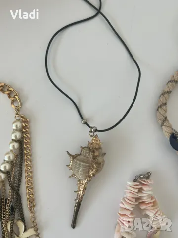 Гердани, снимка 13 - Бижутерийни комплекти - 48274149