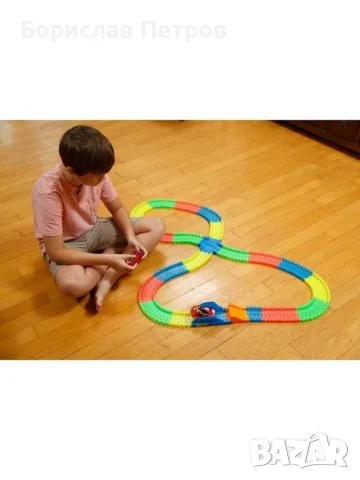 Magic Tracks -Fire Racer Кола с дистанционно управление, снимка 7 - Електрически играчки - 56010702