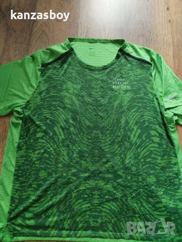 Nike Dri-FIT Run Division Rise 365 - страхотна мъжка тениска КАТО НОВА 2ХЛ, снимка 7 - Тениски - 56124806