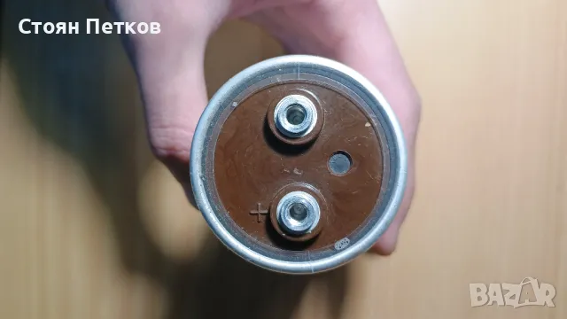 кондензатор, електролитен кондензатор 70 VDC / 10000 μF, снимка 2 - Друга електроника - 49885093