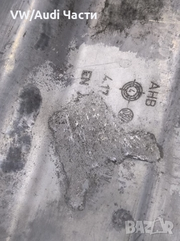 Картер за Голф 5 Ауди А3 Пасат Туран VW Golf 5 Audi A3 8P Passat Touran Jetta , снимка 5 - Части - 52542312