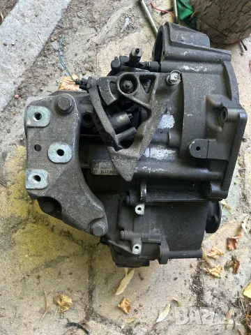 скоростна кутия KNR 2.0 TDI VW Audi Seat Skoda Golf Leon Altea A3 Octavia Touran BKD