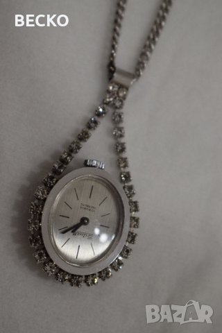 колие с висулка часовник, снимка 2 - Колиета, медальони, синджири - 41913305