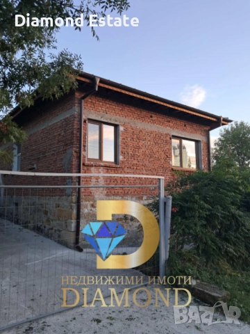 Двуетажна къща в град Меричлери, снимка 2 - Къщи - 50068854