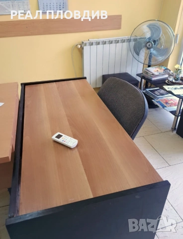 Офис оборудване - бюра, столове, компютър и др., снимка 18 - Работни маси и бюра - 53442889