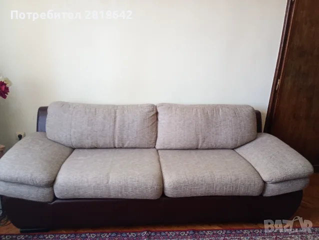 Продавам много запазен диван – 240 см