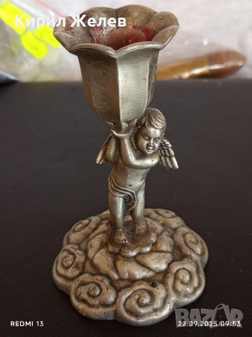 Стар метален свещник с Ангел много красив инкрустиран за КОЛЕКЦИЯ ДЕКОРАЦИЯ 50608