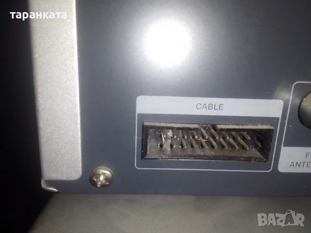 Аудио уредба от два компонента Hitachi в незнайно състояние., снимка 7 - Аудиосистеми - 53195617