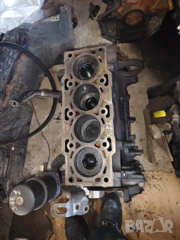 Двигател Santa fe 1-2003г-113кс-2.0