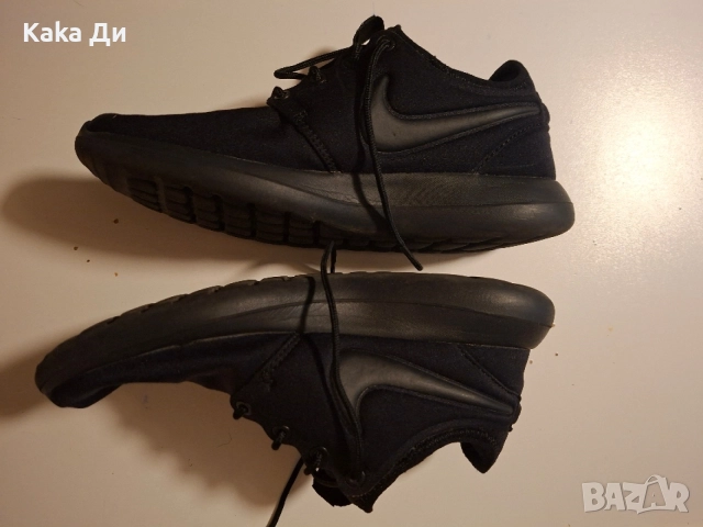 NIKE дамски маратонки, снимка 2 - Маратонки - 56235575